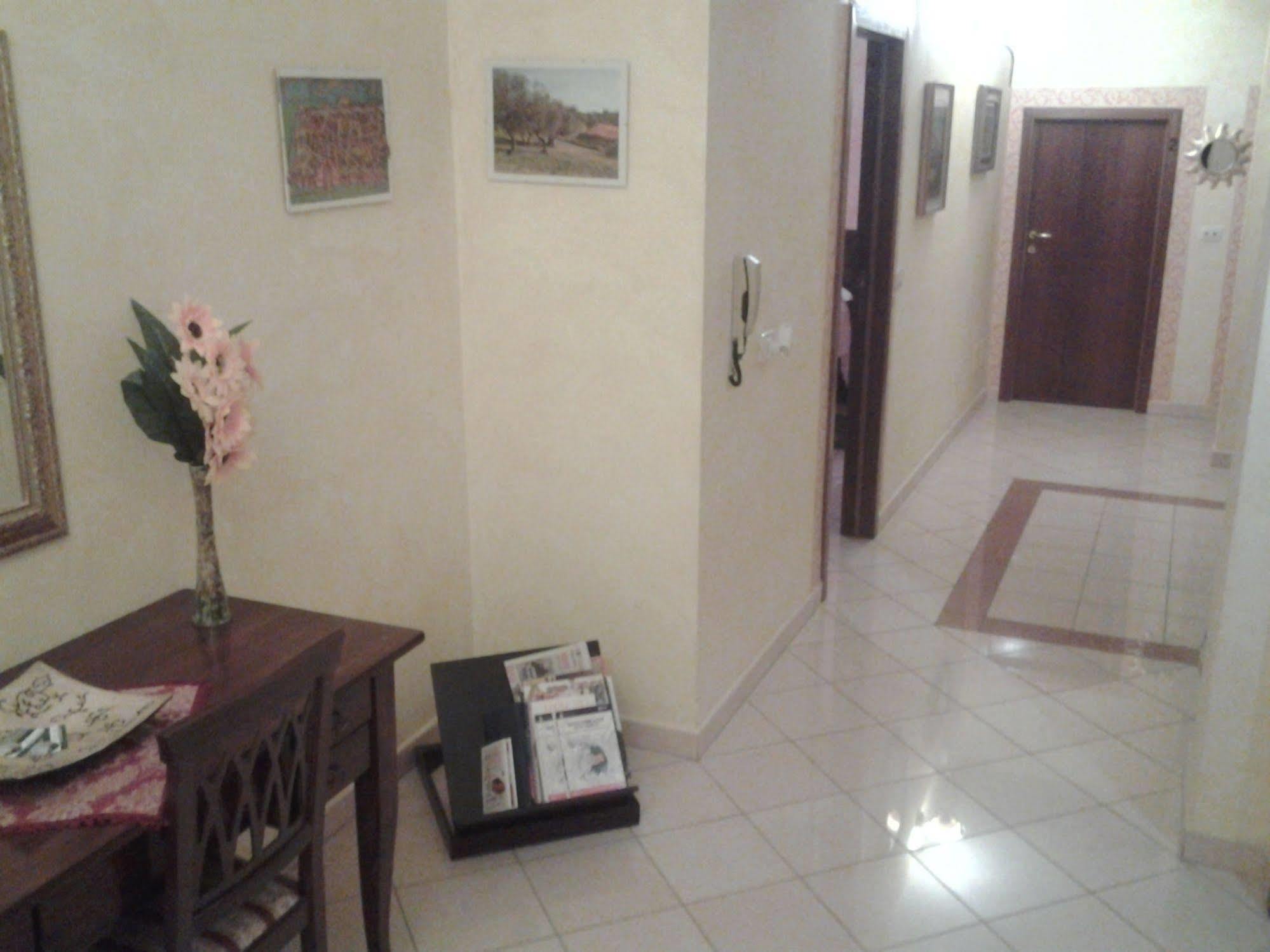 Piazza Salento Bed & Breakfast Lecce Ngoại thất bức ảnh