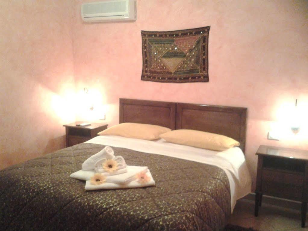 Piazza Salento Bed & Breakfast Lecce Ngoại thất bức ảnh