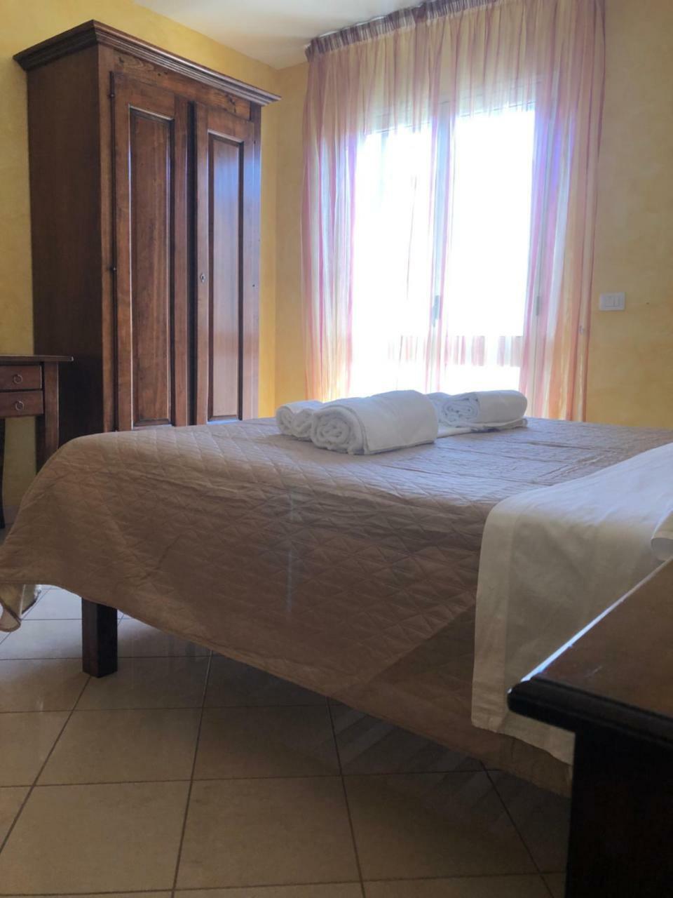 Piazza Salento Bed & Breakfast Lecce Ngoại thất bức ảnh