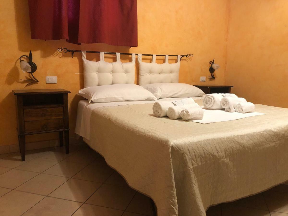 Piazza Salento Bed & Breakfast Lecce Ngoại thất bức ảnh