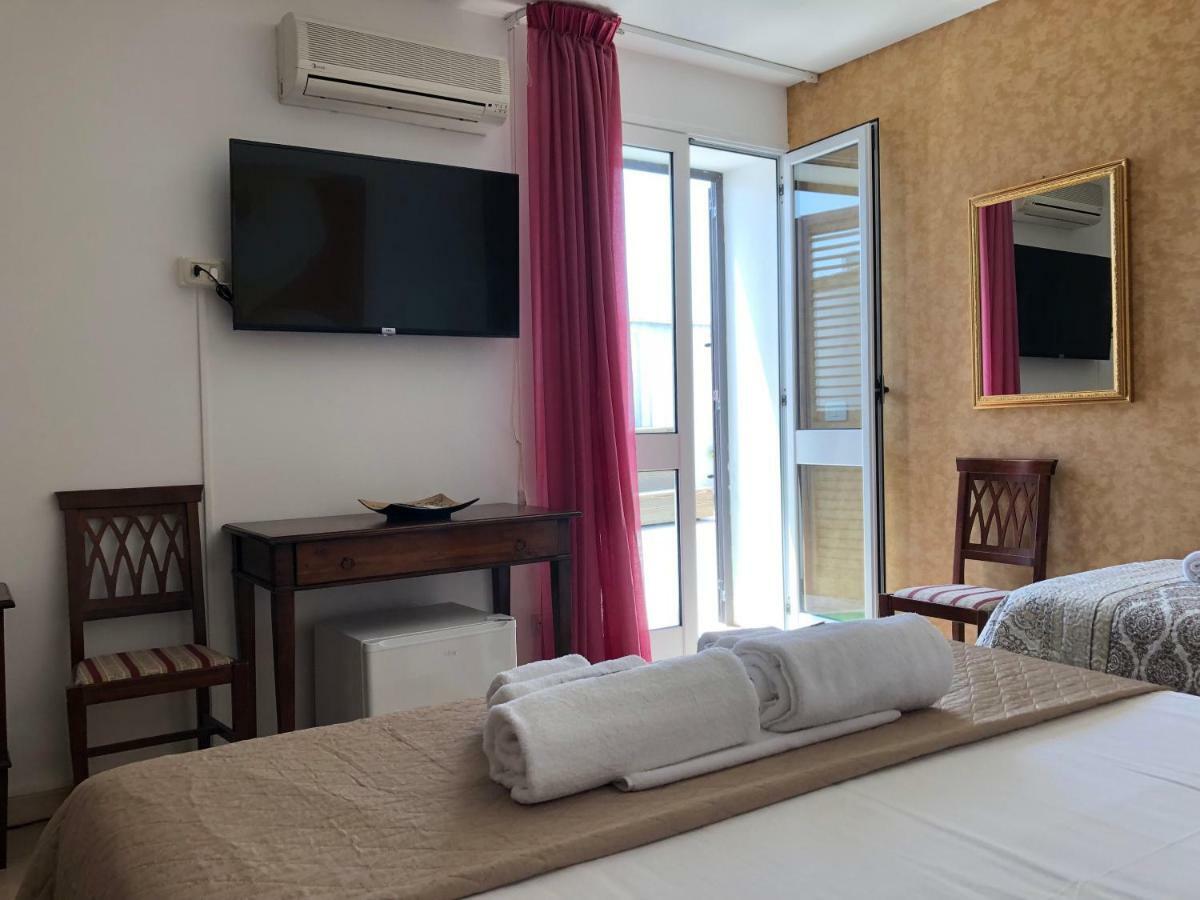 Piazza Salento Bed & Breakfast Lecce Ngoại thất bức ảnh