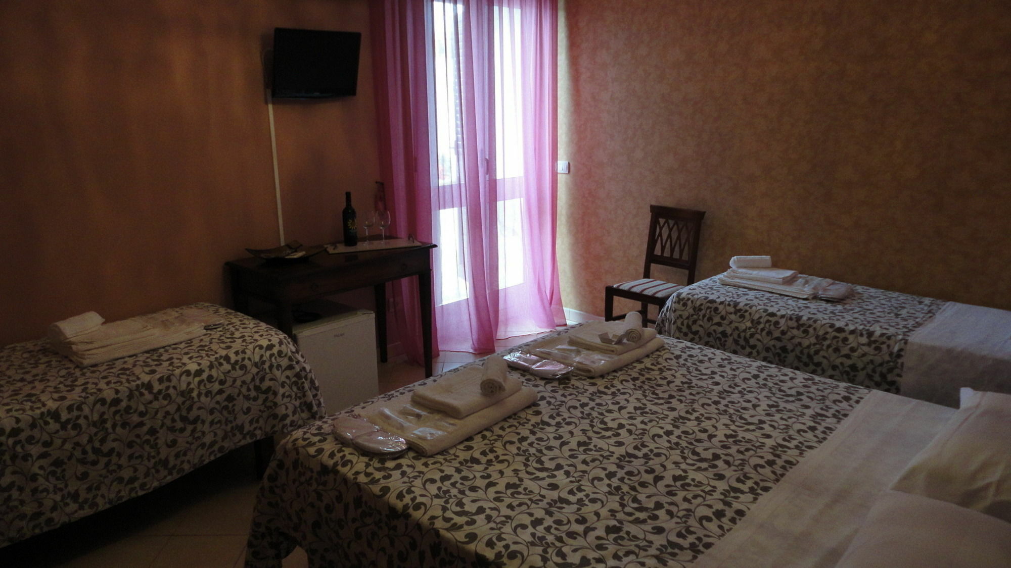 Piazza Salento Bed & Breakfast Lecce Ngoại thất bức ảnh